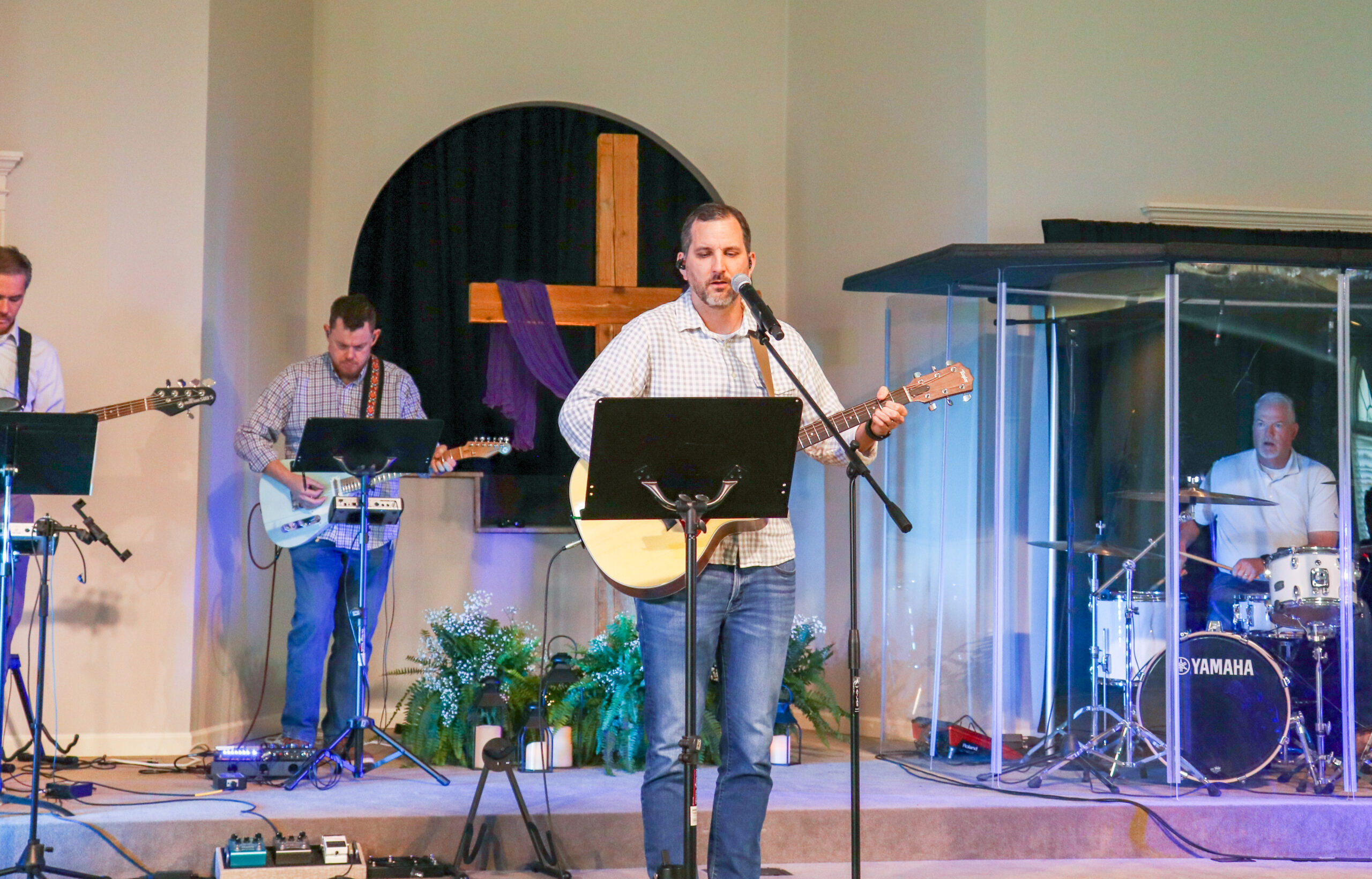 Harvest Desoto worship time.