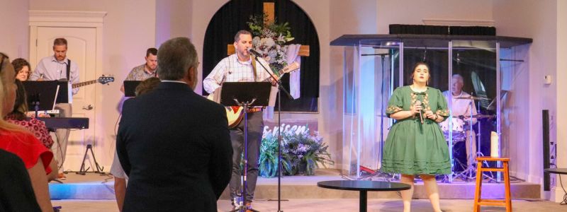 Harvest Desoto worship time.